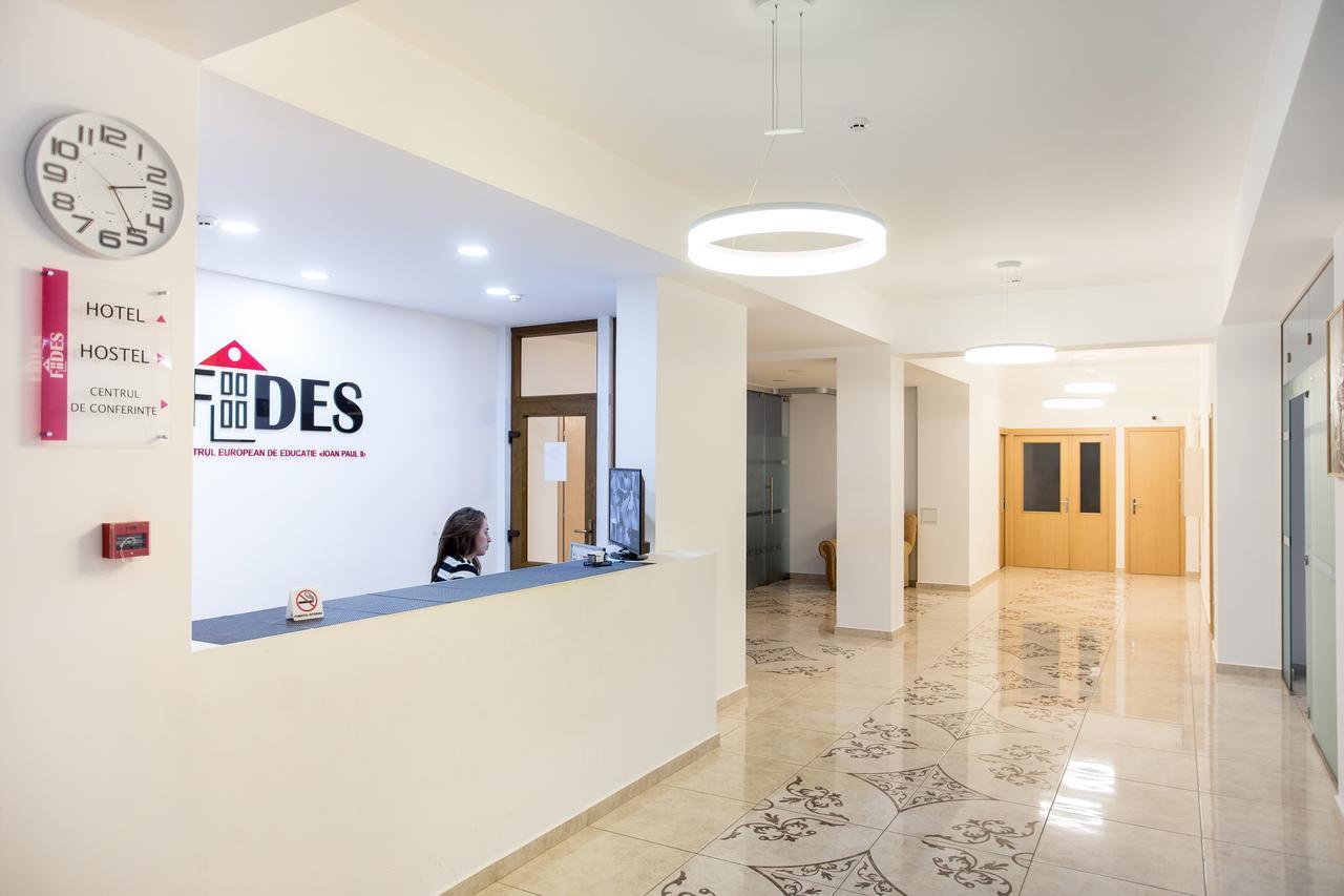 Fides Hotel Chişinǎu Buitenkant foto